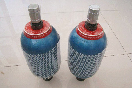 廠家生產活塞式蓄能器時需注意哪些？